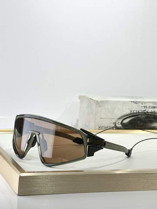 Picture of Oakley Sunglasses _SKUfw73428136fw